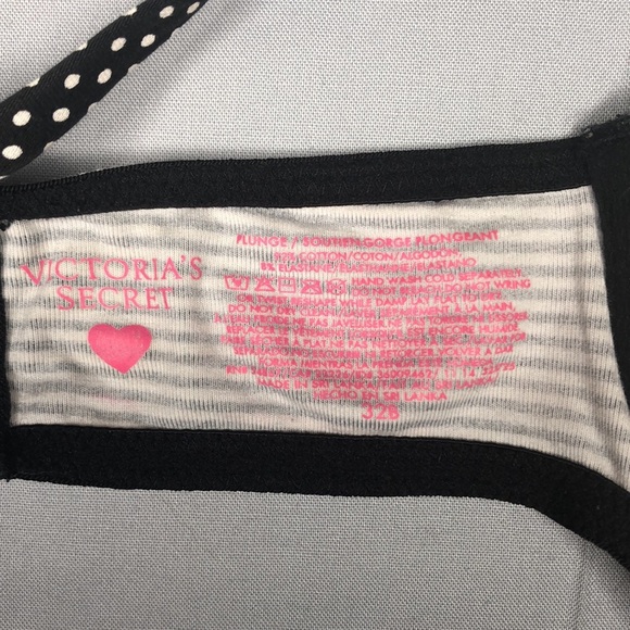 2- Victoria Secrets/Pink | Front Snap Closure Bra’s 32B - Picture 6 of 9